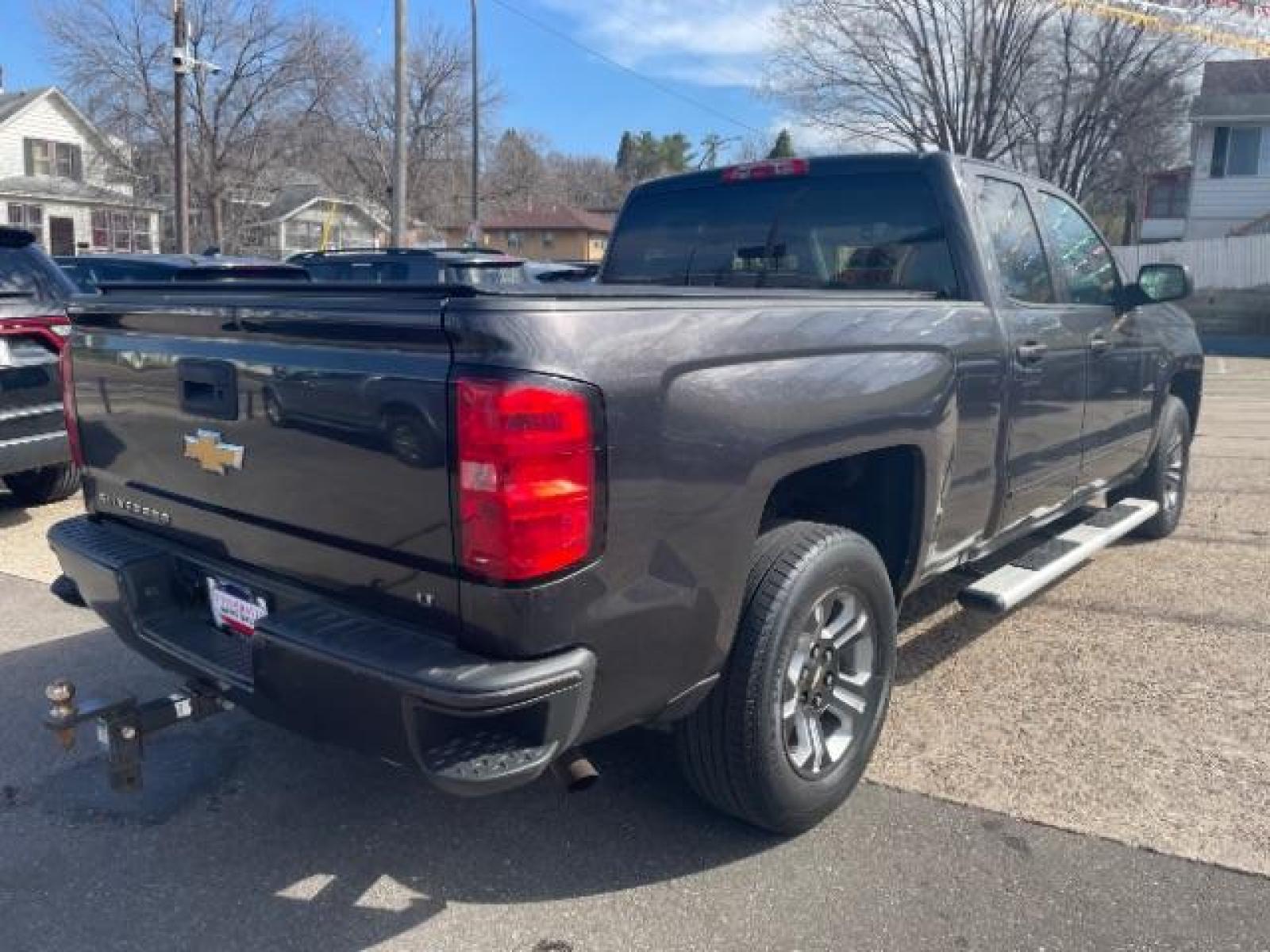 2016 Black /Jet Black, cloth Chevrolet Silverado 1500 LT Double Cab 4WD (1GCVKREC3GZ) with an 5.3L V8 OHV 16V engine, 6-Speed Automatic transmission, located at 3301 W Hwy 13, Burnsville, MN, 55337, (952) 460-3200, 44.775333, -93.320808 - Photo #5