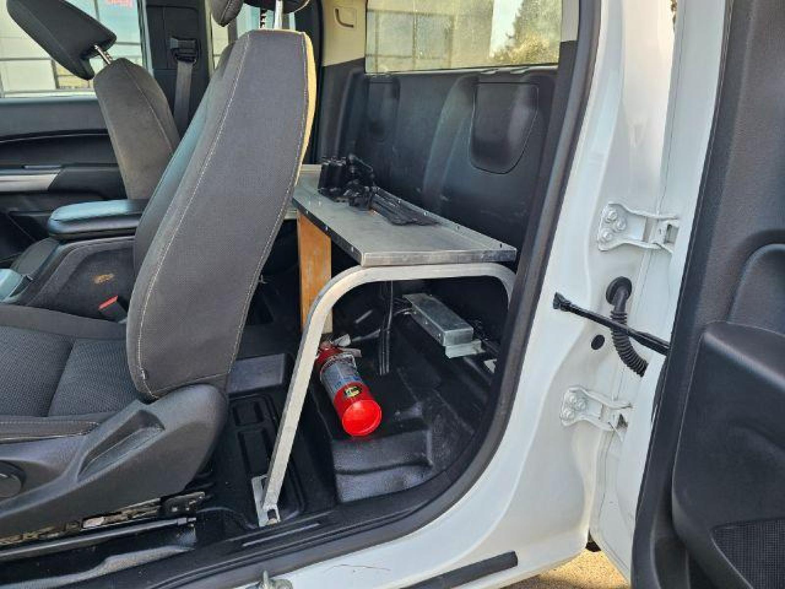 2020 Summit White Chevrolet Colorado Z71 Ext. Cab 4WD (1GCHTCEA5L1) with an 2.5L L4 DOHC 16V GAS engine, 6-Speed Automatic transmission, located at 745 S Robert St, St. Paul, MN, 55107, (651) 222-2991, 44.923389, -93.081215 - Photo #28