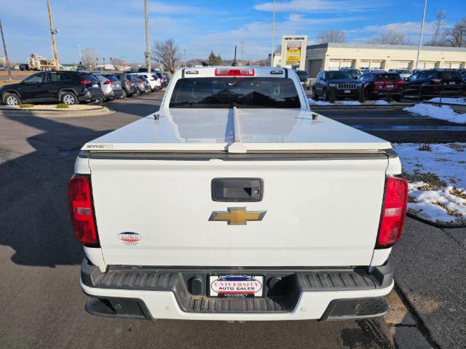 2020 Summit White Chevrolet Colorado Z71 Ext. Cab 4WD (1GCHTCEA5L1) with an 2.5L L4 DOHC 16V GAS engine, 6-Speed Automatic transmission, located at 745 S Robert St, St. Paul, MN, 55107, (651) 222-2991, 44.923389, -93.081215 - Photo #5